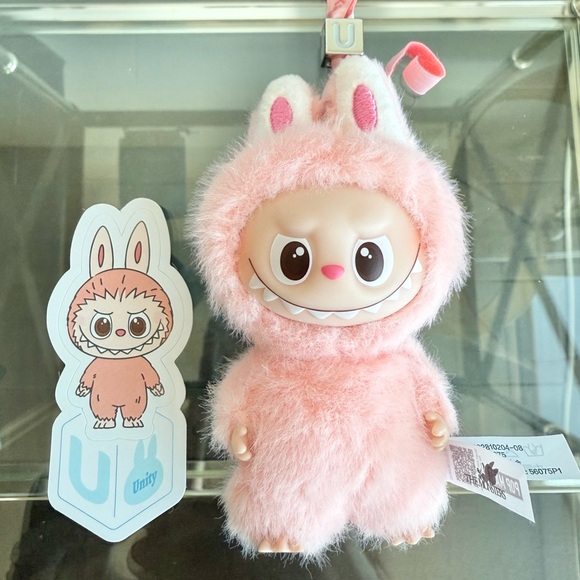 Labubu 🩷 - U -  Make an offer! Pin for Love. Pink. - Picture 1 of 7